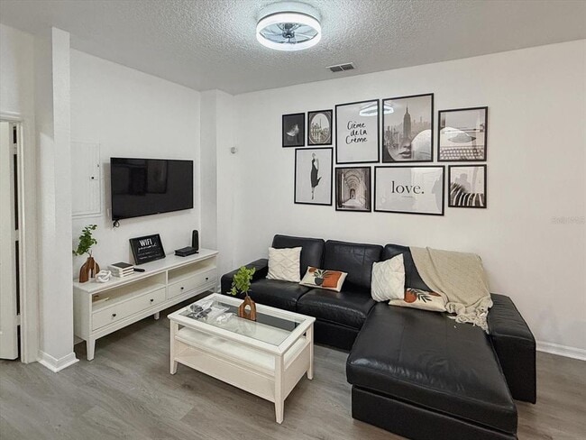 Photo - 1302 S Beach Cir