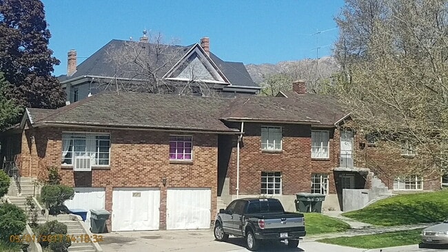 Building Photo - "Charming 1-Bedroom Gem in the Heart of Ogden Unit 3