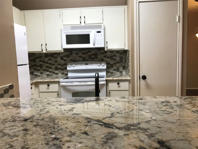 Photo - 2023 Gentryside Dr Unit 103