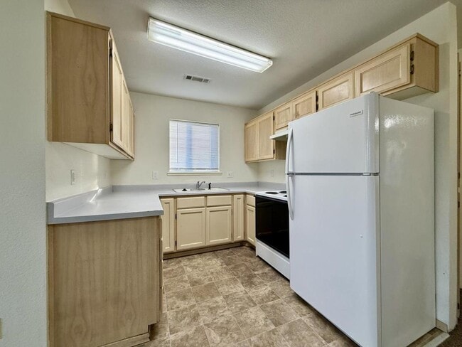 Photo - 34 Lewis Ave