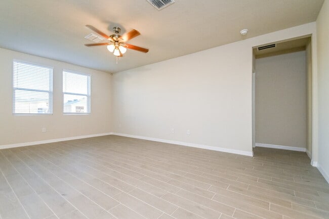 Photo - 214 Lovely Ct