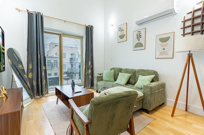 Building Photo - 1293 Decatur St