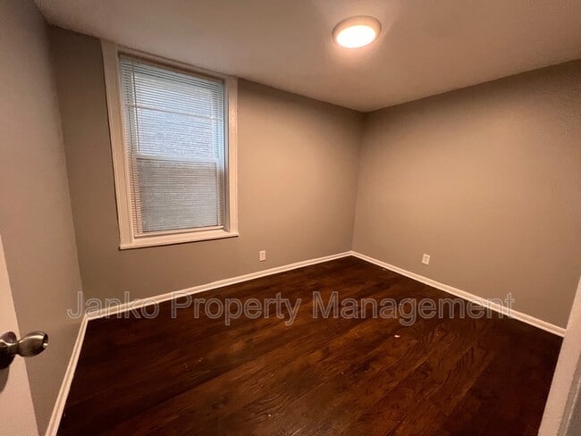 Photo - 8137 S Evans Ave Unit 2