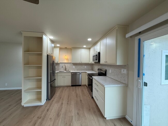 Photo - 1127 Dover Dr Casa