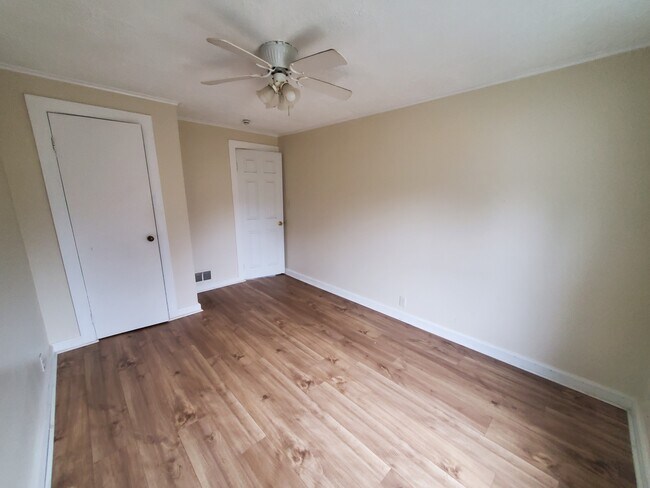Photo - 3870 NY-414