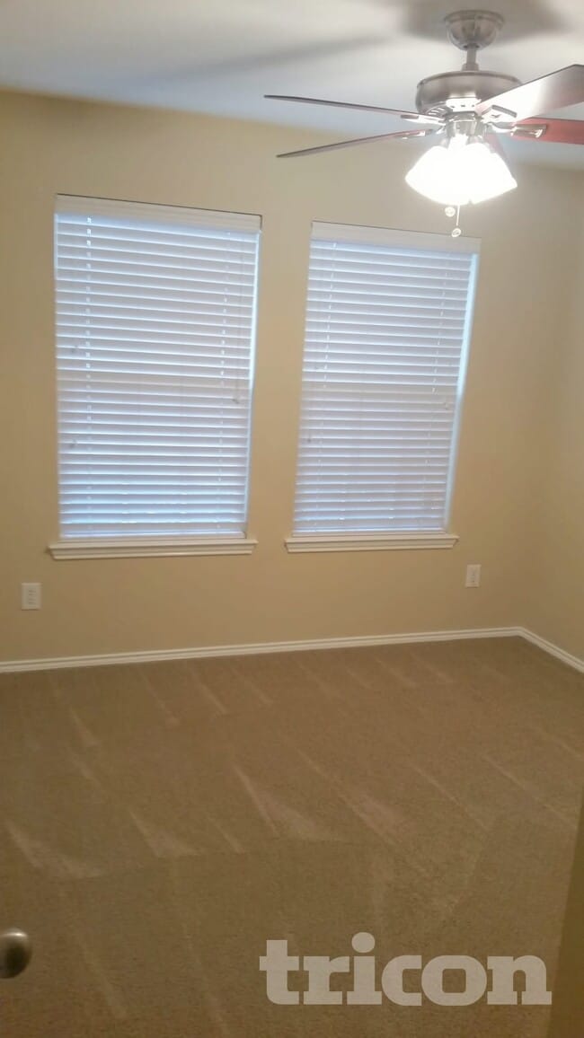 Photo - 16325 Cowboy Trail