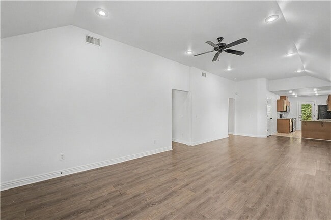Photo - 1217 N Stephens Ave