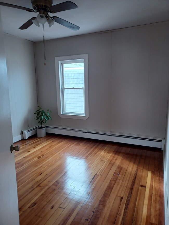 Photo - 22 Chestnut St