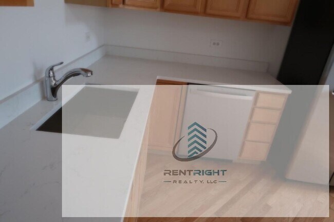 Photo - 1446 W Chicago Ave