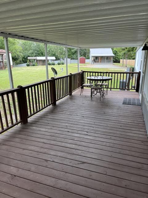 335 Tricycle Hill Ln