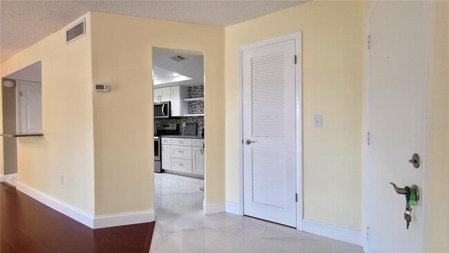 2025 Sylvester Rd Unit N109