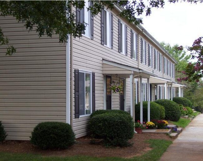 Signal Hill Apartments Statesville, NC