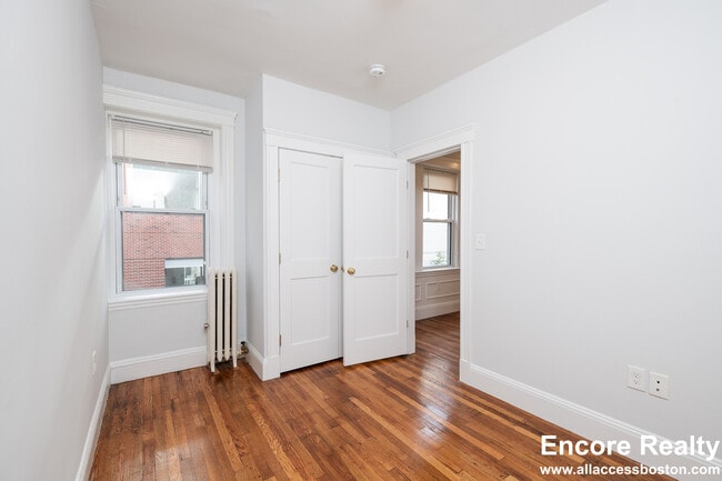 Photo - 49 Worthington St Unidad 28