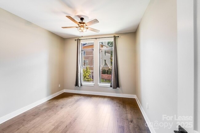 Photo - 2401 Euclid Ave Unidad 106