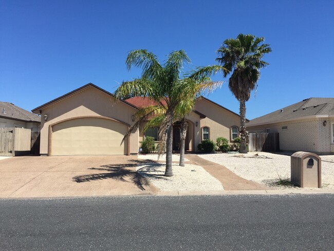 BEAUTIFUL ISLAND HOME IN COQUINA BAY! - BEAUTIFUL ISLAND HOME IN COQUINA BAY!