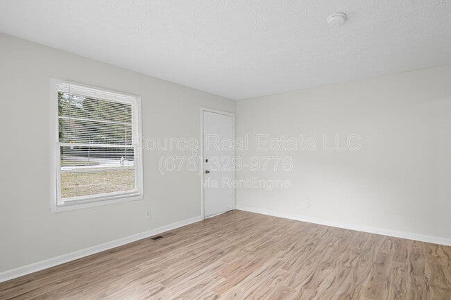 Photo - 3777 Crosby Dr NW