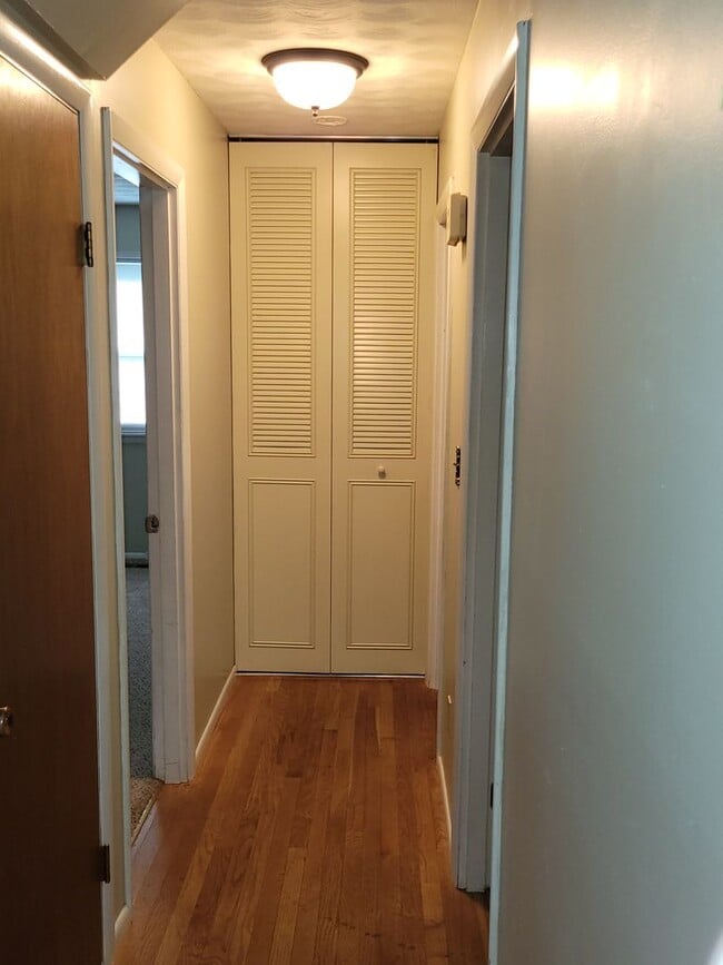 Photo - 3915 S Orchard Ct