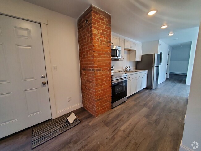 Building Photo - 308 Hill St Unit 6 Rental