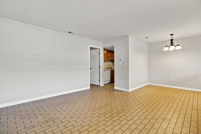 Photo - 201 College Blvd E Unit 17