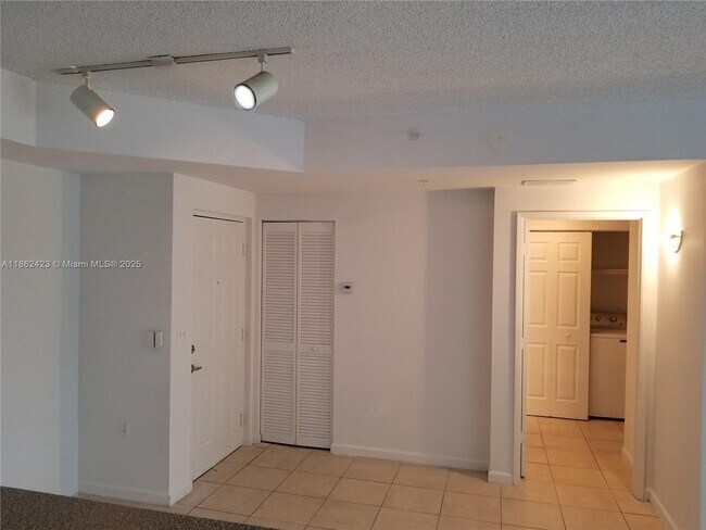 Photo - 8070 N Nob Hill Rd Unit 203