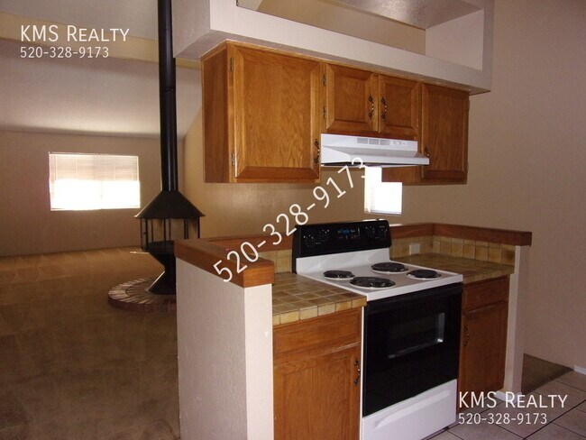 Photo - 591 W Redondo Dr