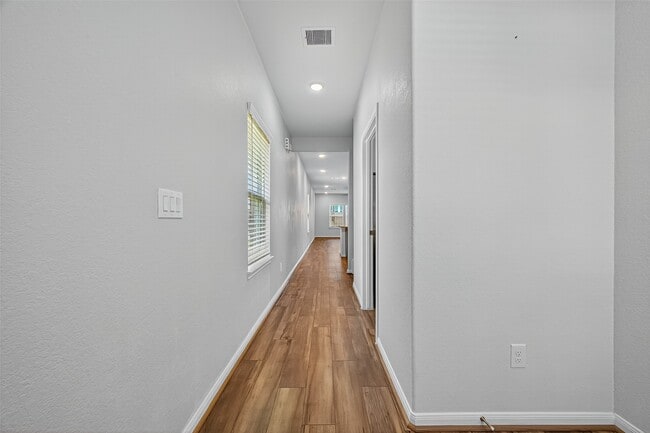Photo - 8304 Bristlecone Pne Wy