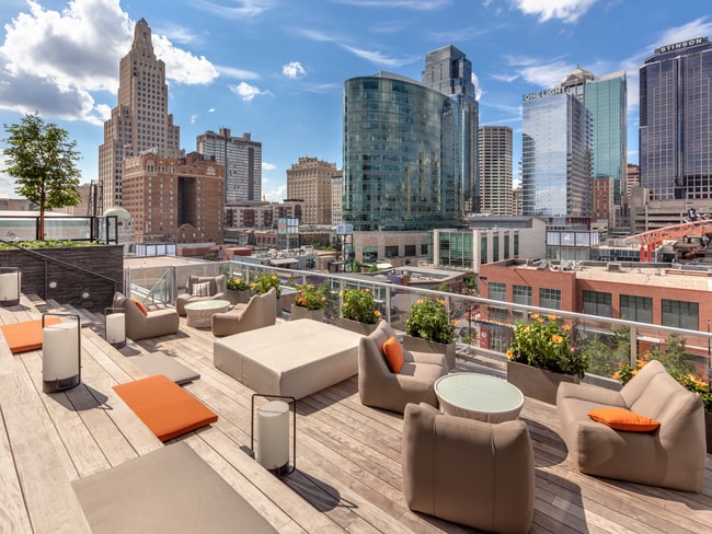 The Floating Sundeck at Two Light Luxury Apartments