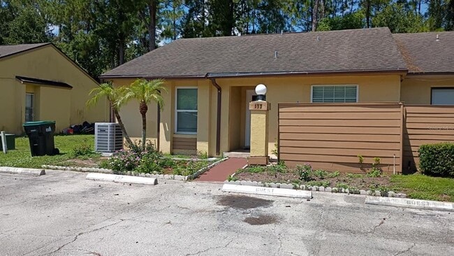 Photo - 137 Creekside Way