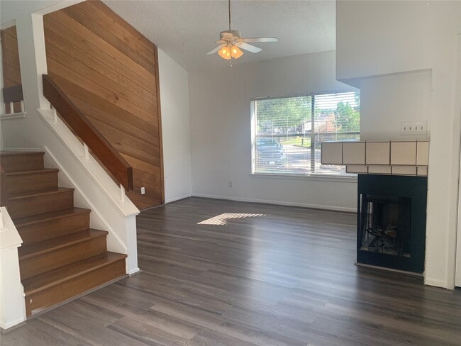 Building Photo - 2710 Grants Lake Blvd Unit A6