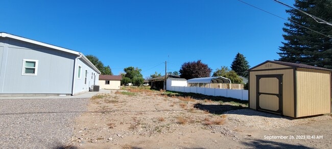 45 S 300 W St