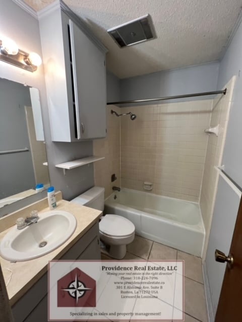 Photo - 944 Sybil Dr