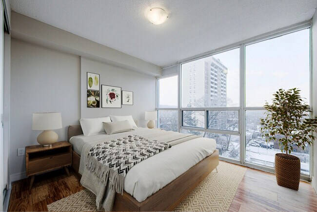 Building Photo - Bay 200