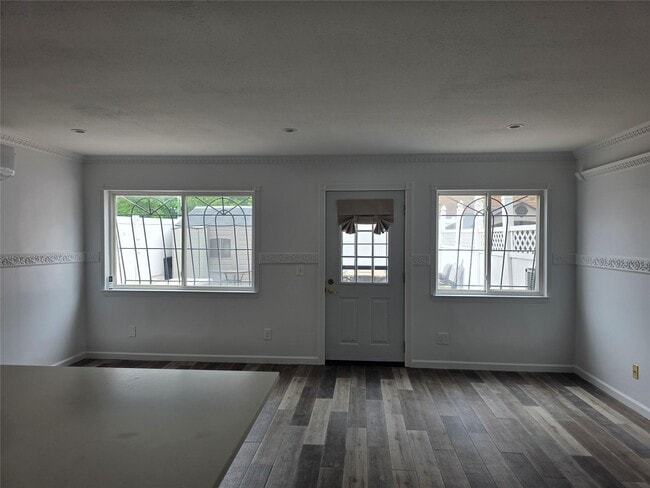 Photo - 125 White Plains Rd Apartamento Unidad 1