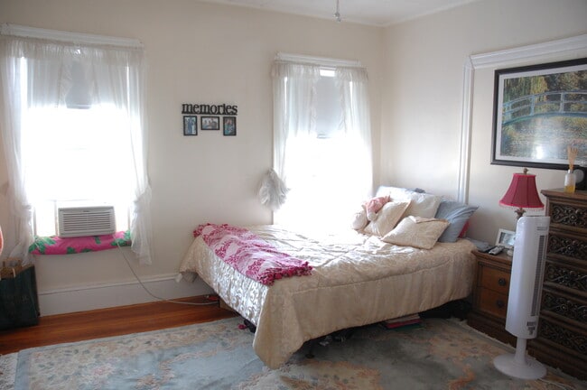 Photo - 539 Washington St Unit 2
