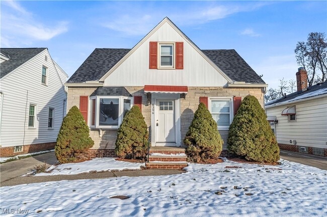 Building Photo - 6306 Westlake Ave