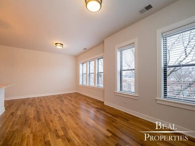 2 bedroom in CHICAGO IL 60625 - 2 bedroom in CHICAGO IL 60625 Condo Unit 1N