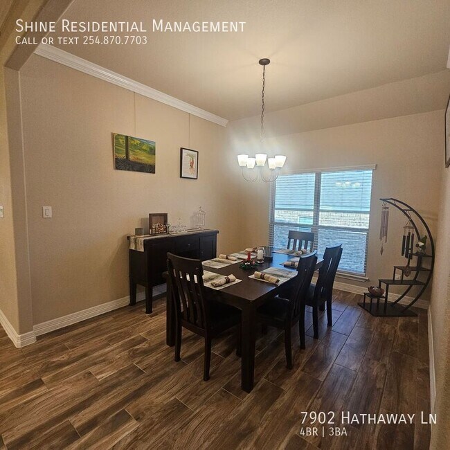 Photo - 7902 Hathaway Ln