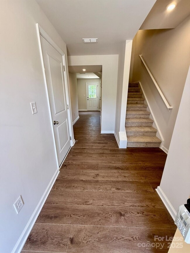 Photo - 7226 Capstan Ter