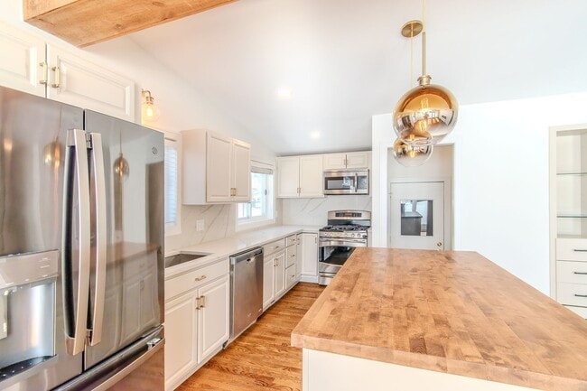 Photo - Charming & Updated 3-Bedroom Home for Lease in Birmingham