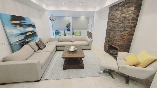 Photo - 1723 Jefferson St