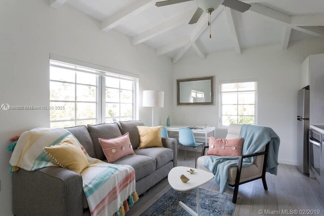 Photo - 1450 Meridian Ave Unidad 201