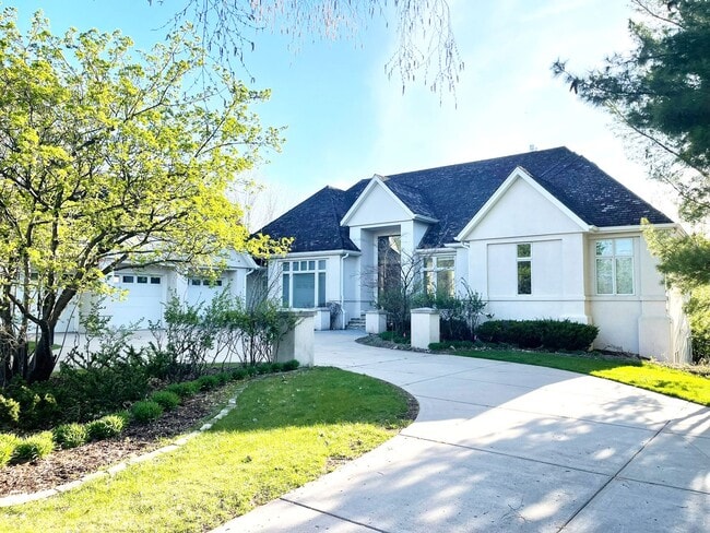 Building Photo - Magnificent Redone Home in Gated Bearpath with Every Possible Upgrade and Convenience!