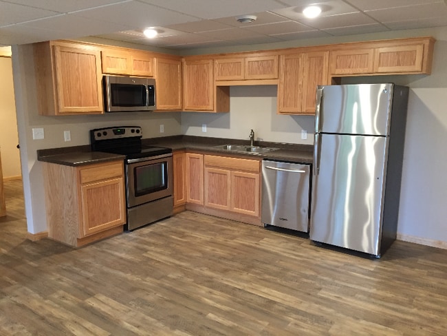 Building Photo - 16387 170th St