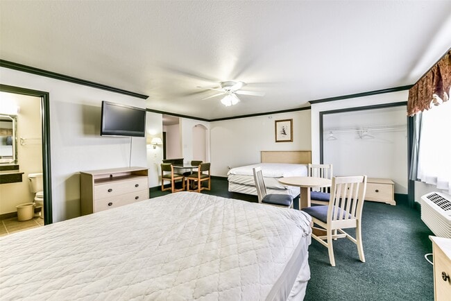 Photo - 1025 Swanson St Unit 310