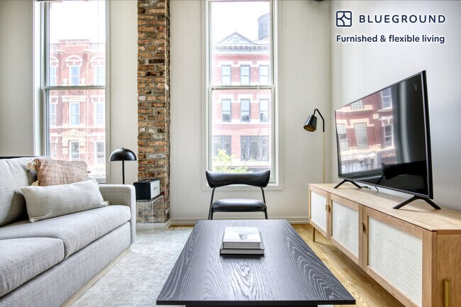 Photo - 1422 N Milwaukee Ave Unit FL2-ID420