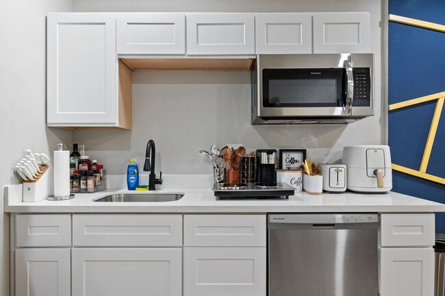 Photo - 4117 W Virginia Ave Unidad SI ID1244356P