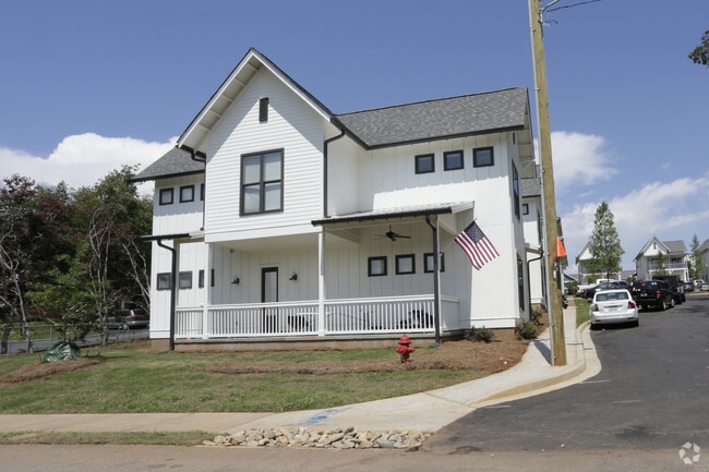 The District at Clemson | Student Housing