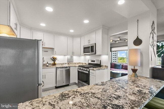 Photo - 5500 Friendship Blvd Unit 1823N