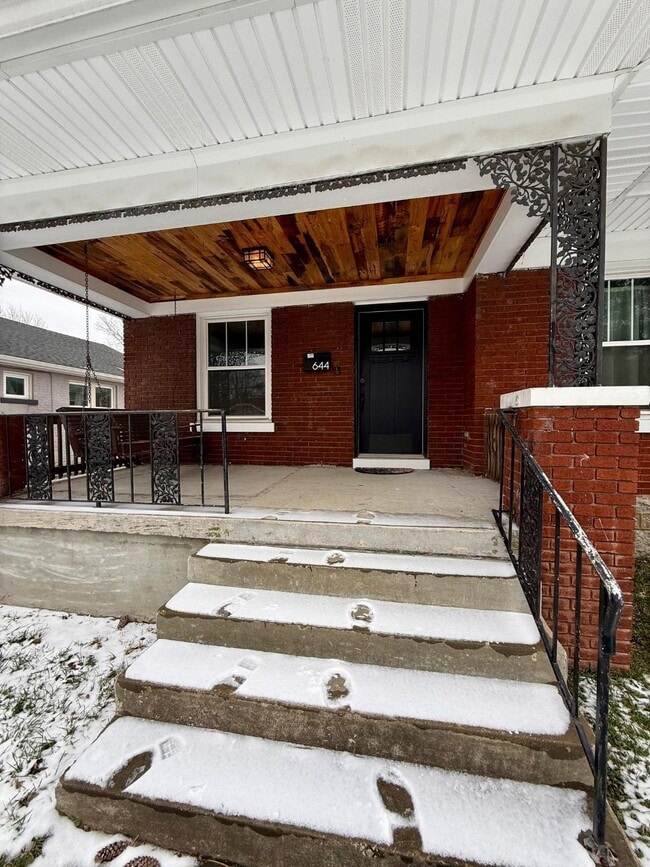 Photo - 644 Bellaire Ave