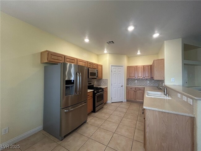 Photo - 8841 Blue Wolf St House